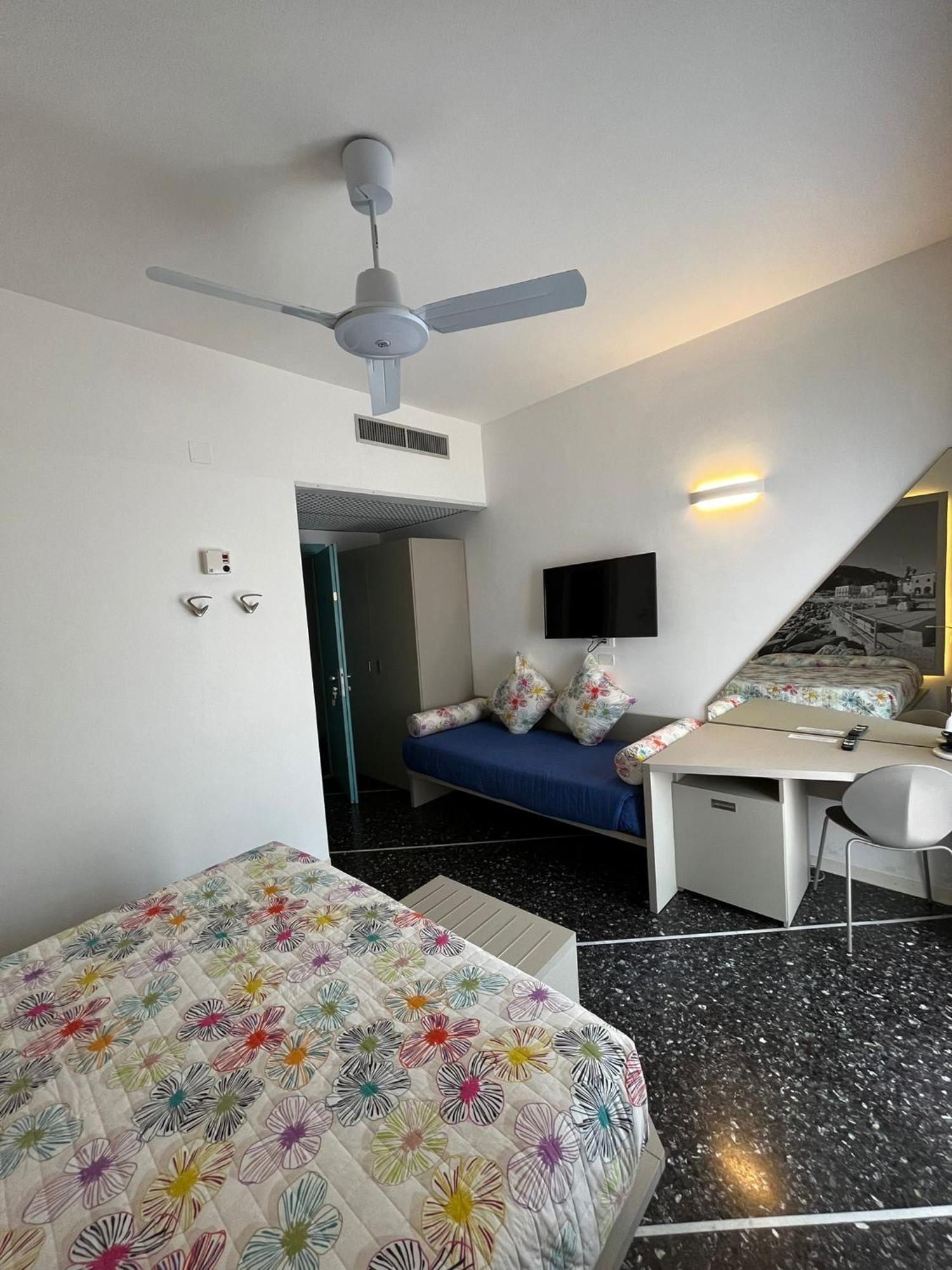 Hotel Al Capo Варіготті Екстер'єр фото